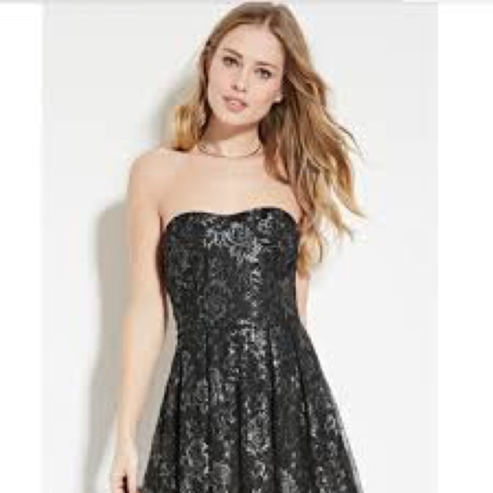 Forever 21 sleeveless dress size s
